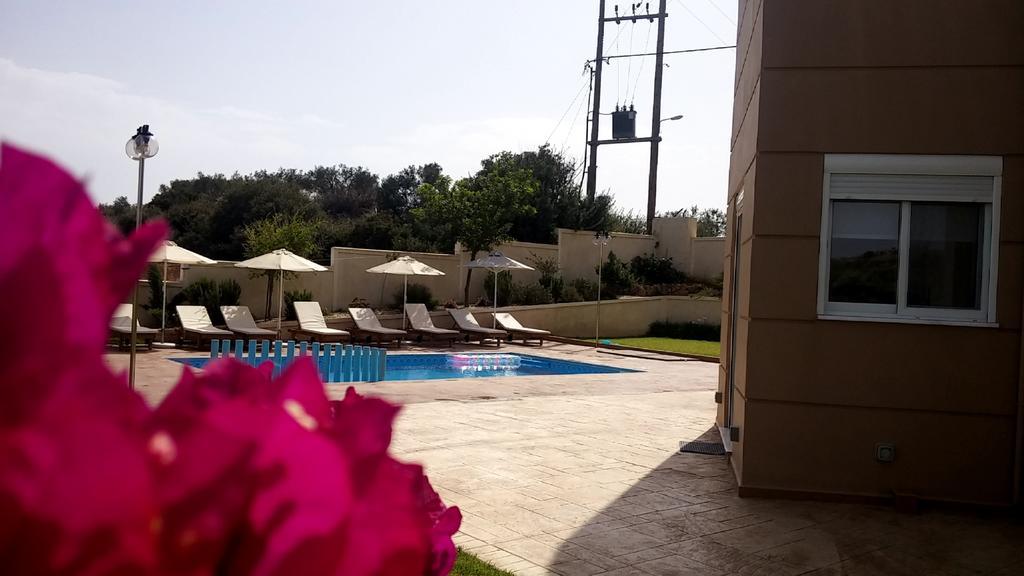 Agia Marina Villa Ariella מראה חיצוני תמונה